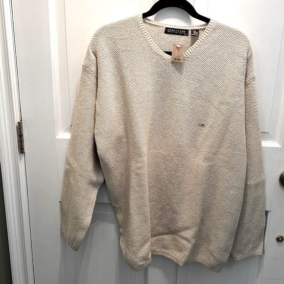 Men’s Structure NWT V Neck Sweater - Picture 3 of 4